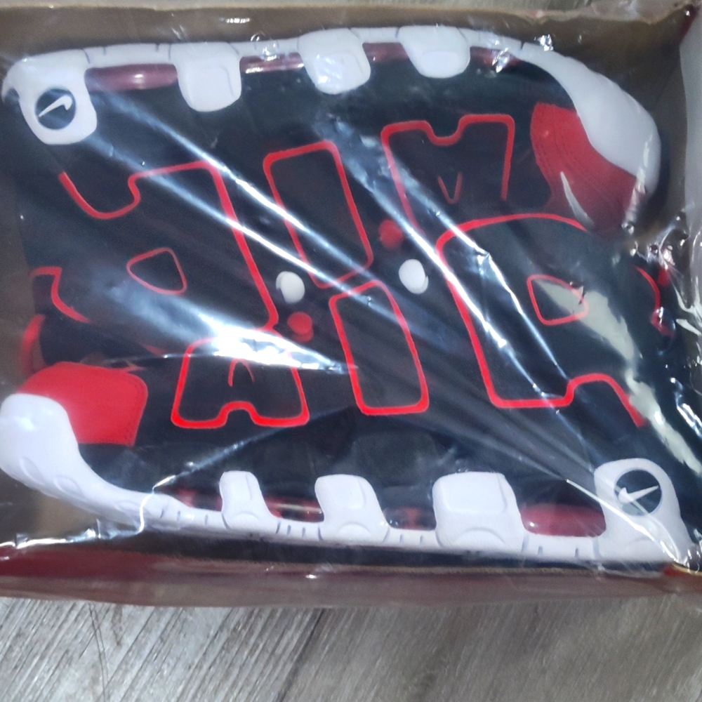 Nike men's Air More Uptempo '96